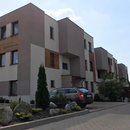 Apartament Fibra Aroma รืบนิค ภายนอก รูปภาพ
