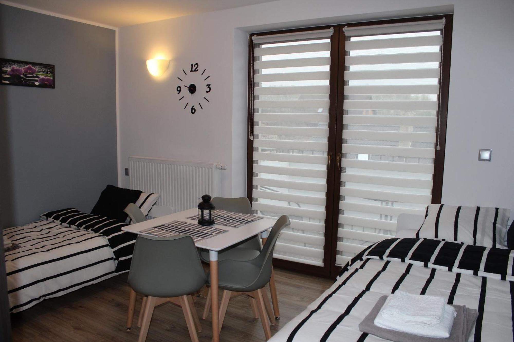 Apartament Fibra Aroma รืบนิค ภายนอก รูปภาพ