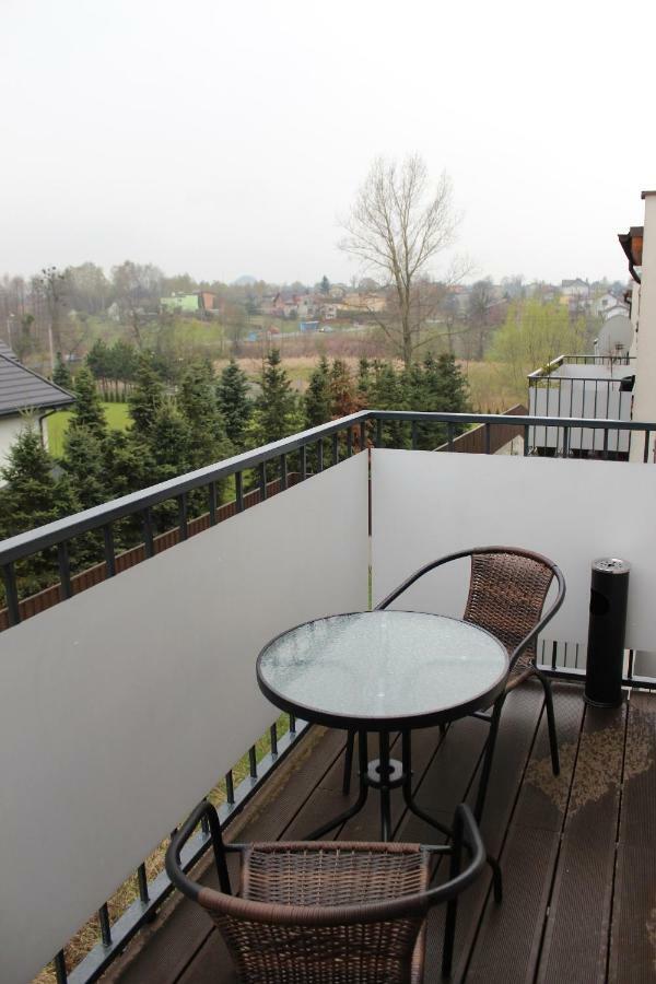 Apartament Fibra Aroma รืบนิค ภายนอก รูปภาพ
