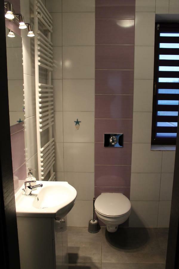 Apartament Fibra Aroma รืบนิค ภายนอก รูปภาพ