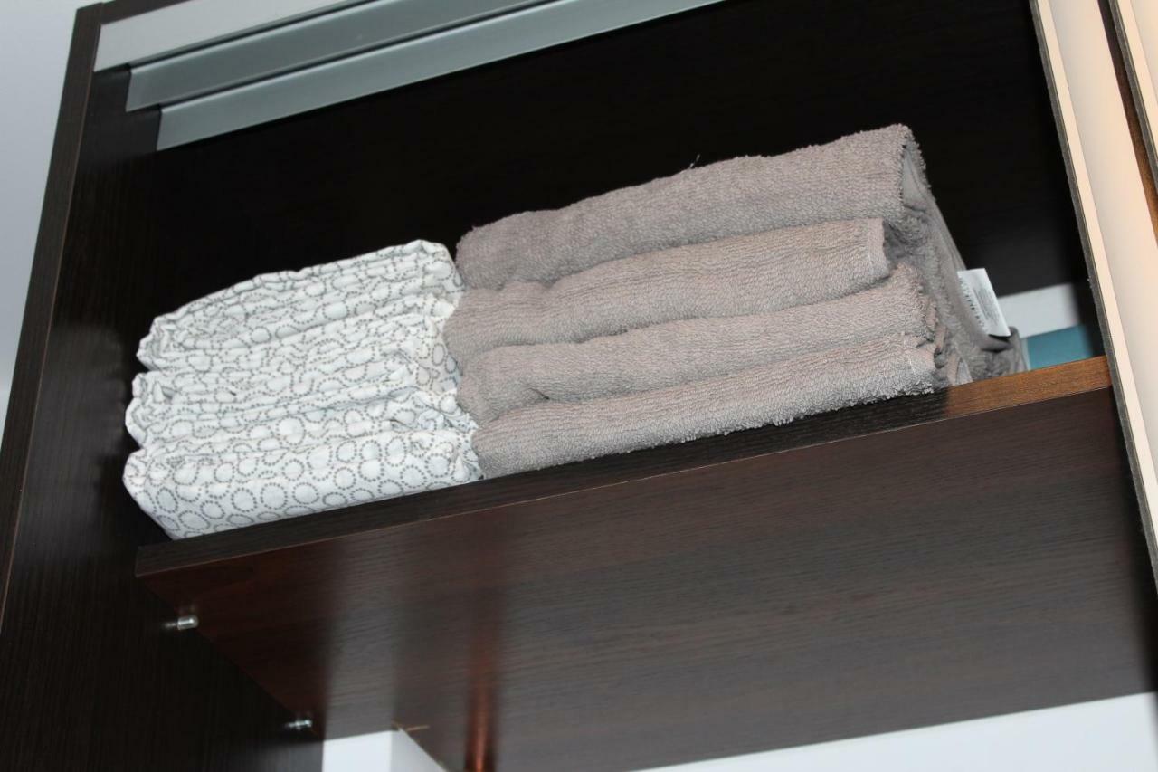 Apartament Fibra Aroma รืบนิค ภายนอก รูปภาพ