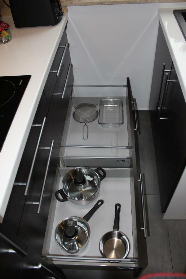 Apartament Fibra Aroma รืบนิค ภายนอก รูปภาพ
